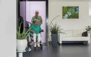 Cibes Wheelchair Lift Elederly Couple