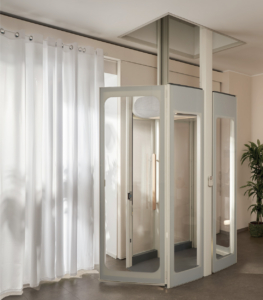 Empty Uplift Elevator